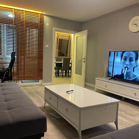 Idealapartments Llc 4 Priştine Dış mekan fotoğraf