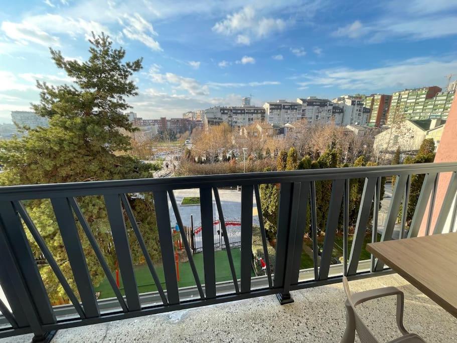Idealapartments Llc 4 Priştine Dış mekan fotoğraf