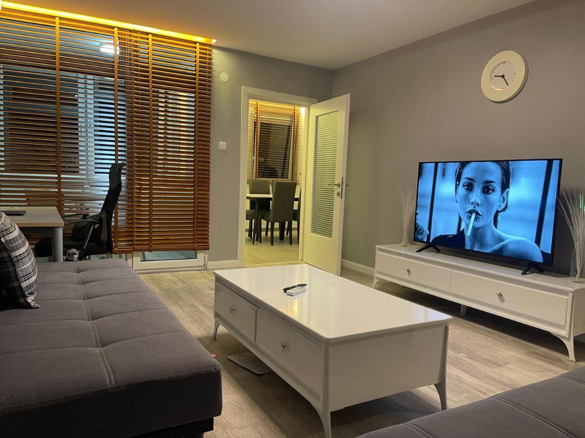 Idealapartments Llc 4 Priştine Dış mekan fotoğraf