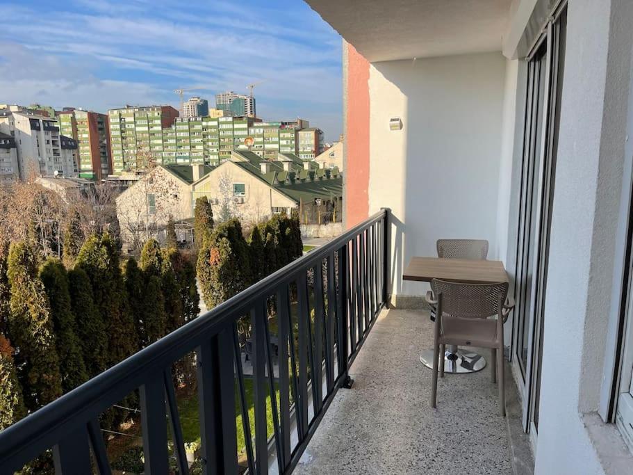 Idealapartments Llc 4 Priştine Dış mekan fotoğraf